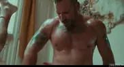 Cyrus Stark se deja preñar por el daddy musculoso Jake Jaxx