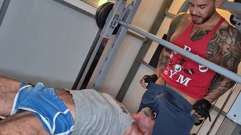 Viktor Rom - Mon coach sportif fait du porno
