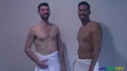 Bodhi et Larkin : Pote et Massage