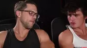 Roman Todd, Seth Peterson - Journée de sortie avec le beau-père