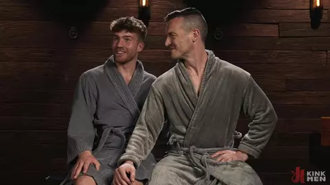 Derek Kage e Carter Collins scopano bello sporco