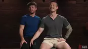 Derek Kage e Carter Collins scopano bello sporco