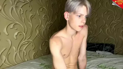 porn solo twink camboy webcam dan tube