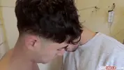 Bastian Moreyra, Brunito Querido - Je peux sécher ta chemise, mais tes sous-vêtements seront mouillés, Papi