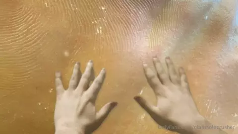 Giantsolecrusher