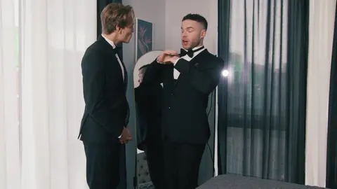 Leo Louis e Marcus McNeill – Via l’ansia prima del matrimonio