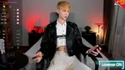 Twink caldo camboy in porno cam show