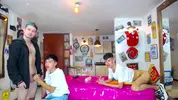 Heiße Latino-Twink-Orgie auf Cam