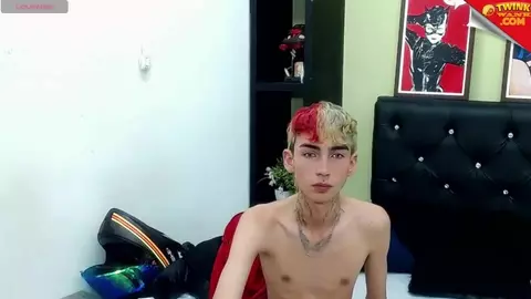 Solo show porno di camboy twink