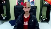 Twink camboy en show solo très explicite