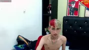 Twink camboy en show solo très explicite