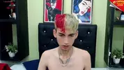 Twink camboy en show solo très explicite