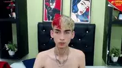 Twink camboy en show solo très explicite