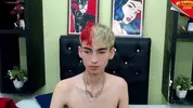Twink camboy en show solo très explicite