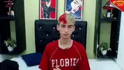 Twink camboy en show solo très explicite