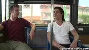 GAYWIRE - Kevin Crows y Tyler Bentley tienen sexo gay en el autobús del proyecto City