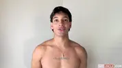 Bastian Moreyra, Camilo Caba - De timide à mangeur de sperme