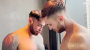 Nate Woof y Viktor Rom – Bello desconocido