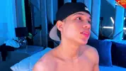 Twink-Camboy solo – Webcam-Show