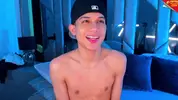 Twink-Camboy solo – Webcam-Show