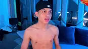Twink-Camboy solo – Webcam-Show