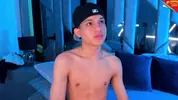 Twink-Camboy solo – Webcam-Show