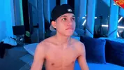 Twink-Camboy solo – Webcam-Show