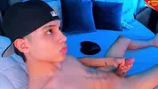 Twink-Camboy solo – Webcam-Show