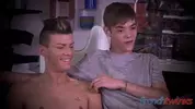 French Twinks : My Hairdresser is Hot ... .