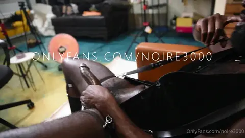 Solo de cara negro 3