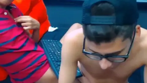 Twinks camboys tarados