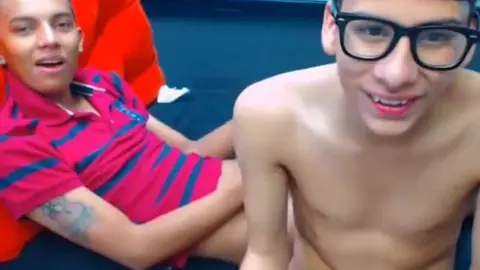 Camboy twink arrapati