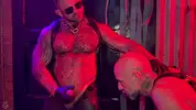 Resa in pelle: la dominazione hardcore di Bull Barrett