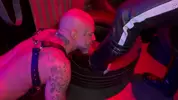 Resa in pelle: la dominazione hardcore di Bull Barrett
