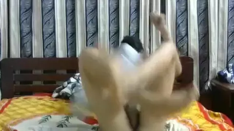 Couple de twinks chauds en cam