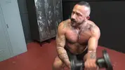 Gangbang su un passivo caldo