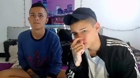 Casal de twinks latinos pós-festa – partylatingro