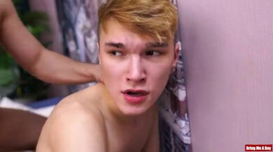 Amantes en casa – Adam y su colega