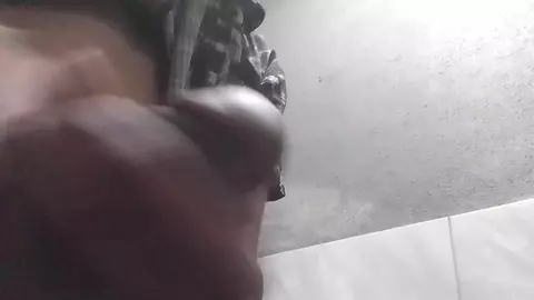 ඔනිම වයසේ කොල්ලොන්ට පුකේ අරින්න දෙන කොල්ලා