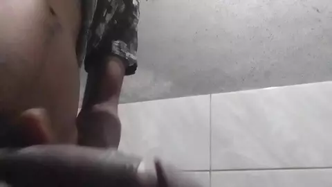 ඔනිම වයසේ කොල්ලොන්ට පුකේ අරින්න දෙන කොල්ලා