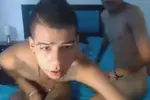 Novios camboys en show de dormitorio