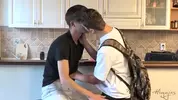 Heißes Twink-Porno-Paar zuhause - Liam Rose