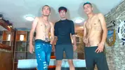 Grande orgia di twink latinos super hot