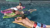 Ryan Andrews, Oliver Youngblood, Helix Levin - Juego junto a la piscina