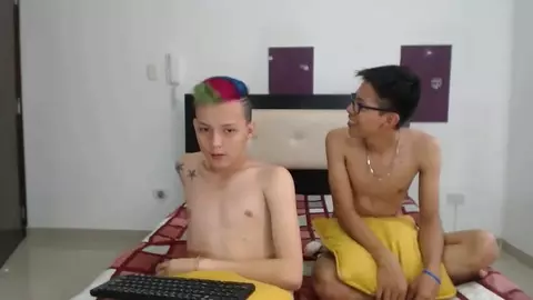 Heisses Twink-Lover-Paar - Luigi & Jon