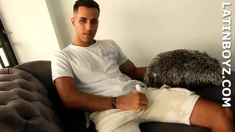 LB - Ruel alias Alejandro_20 - Axis