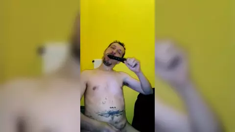 Il mio allenamento alle pompe e orgasmo