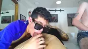 Orgía caliente de camboys twinks latinos