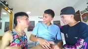 Show porno de grupo de twinks latinos muy calientes