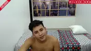 Sexy cam show porno con coppia di amici twink